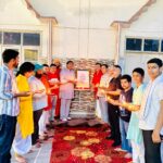 प्रधानमंत्री नरेंद्र मोदी के जन्मदिन पर श्री सिद्धेश्वर शिव मंदिर में प्रज्वलित हुए दीप, कार्यकर्ताओं ने दी शुभकामनाएं।